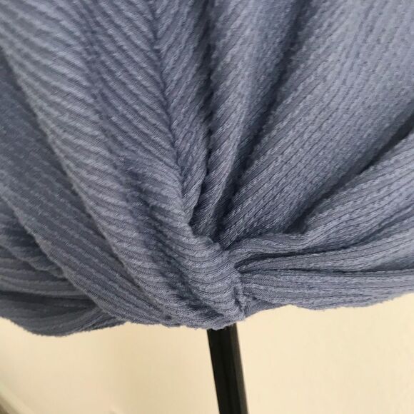 Anthro W5 Periwinkle Blue Twist Front Top Size L - Picture 3 of 9